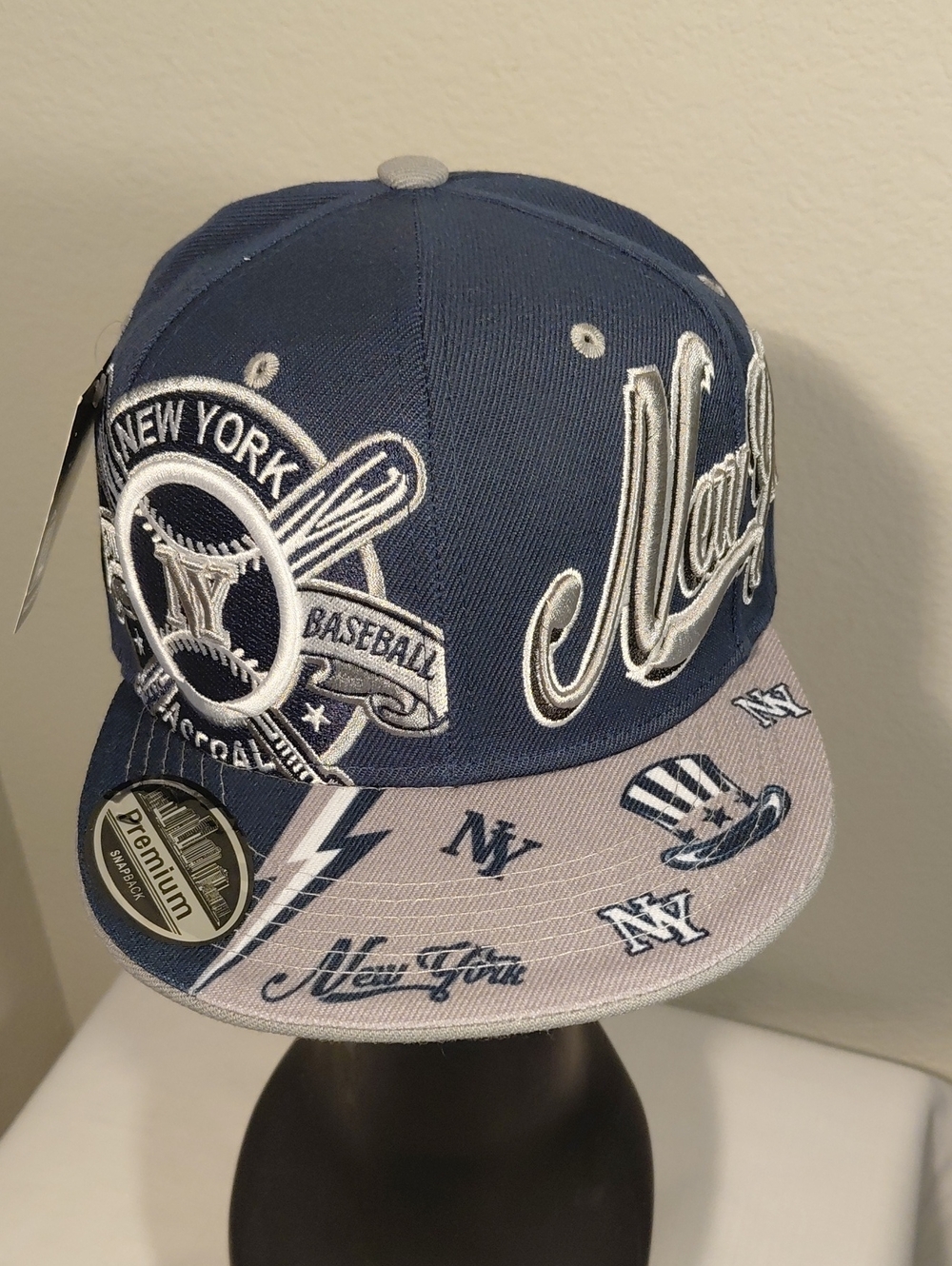 New York Embroidered Baseball Snapback Hat
